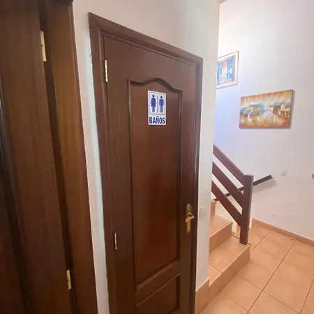 The House Tenerife Compartidas Pensionat *