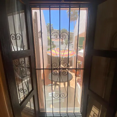 The House Tenerife Compartidas Pensionat
