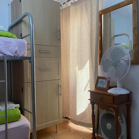 The House Tenerife Compartidas Guest house Costa Adeje (Tenerife)