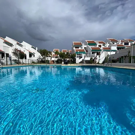 The House Tenerife Compartidas * אדחה