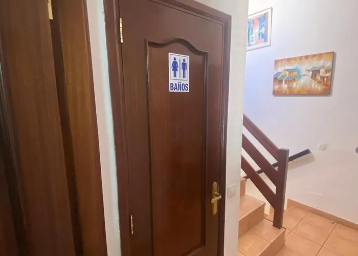 The House Tenerife Compartidas 招待所 *