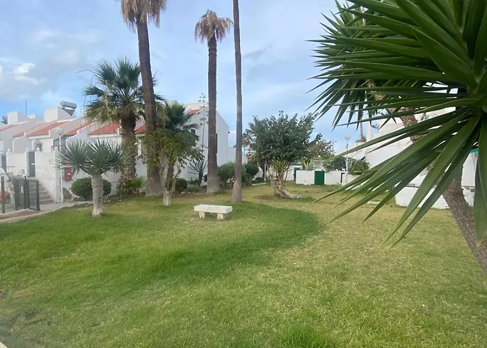 The House Tenerife Compartidas 招待所