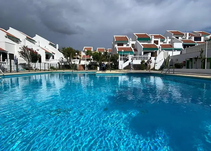 The House Tenerife Compartidas * 阿德耶